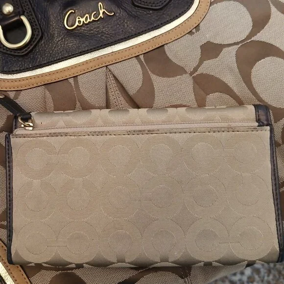 Vintage Coach Satchel & Wallet🤎